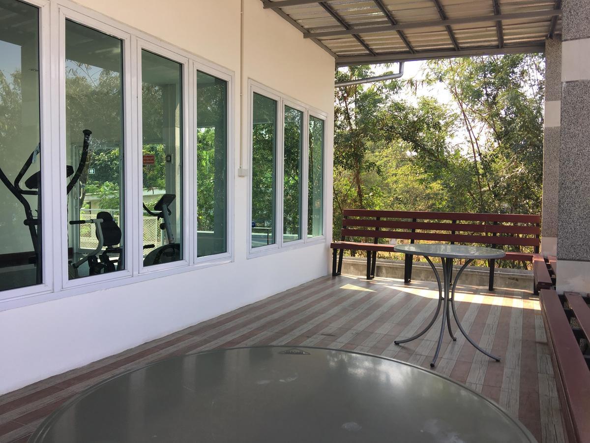 Bankhun Hotel Nakhonratchasima Exterior photo
